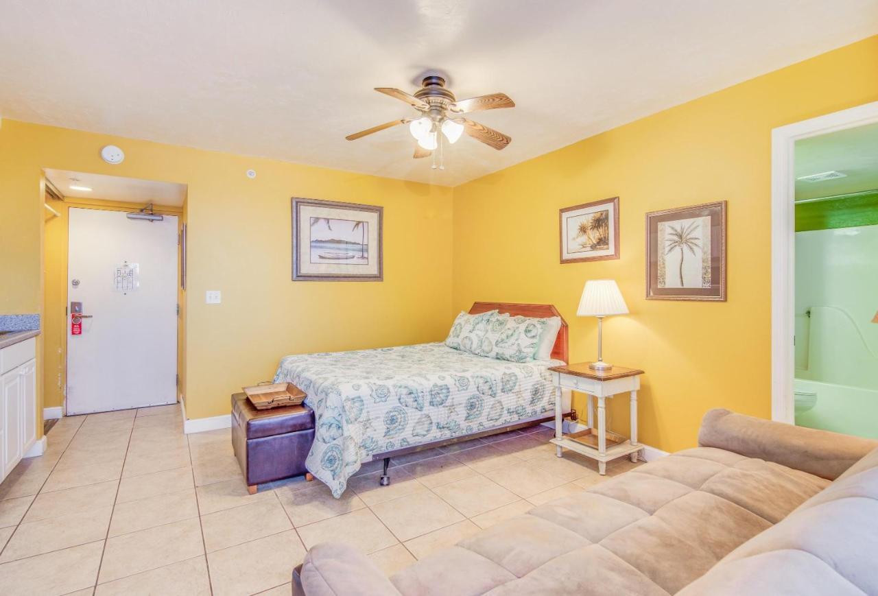 Casa Playa Condos Fort Myers Beach Exterior photo